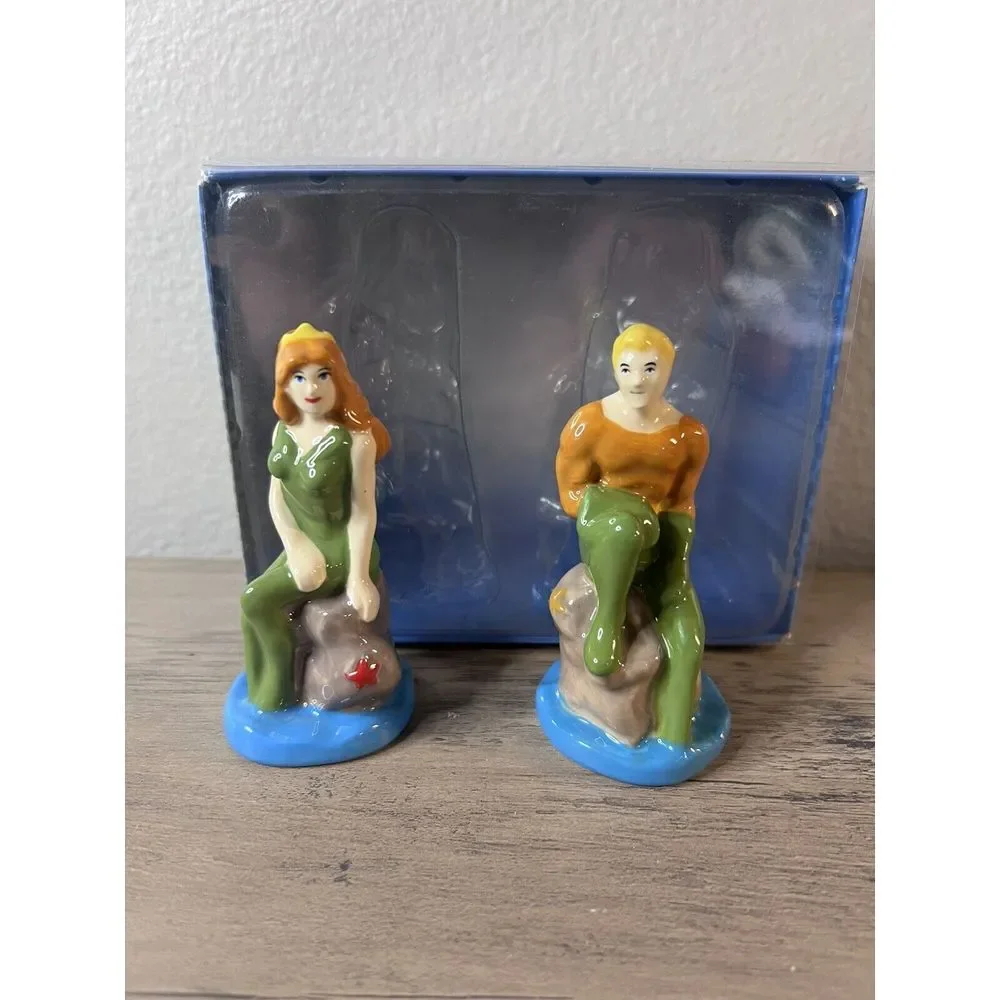 Enesco DC Comics Ceramics Aquaman and Mera Salt and Pepper Shakers, 3.5 Inch NIB